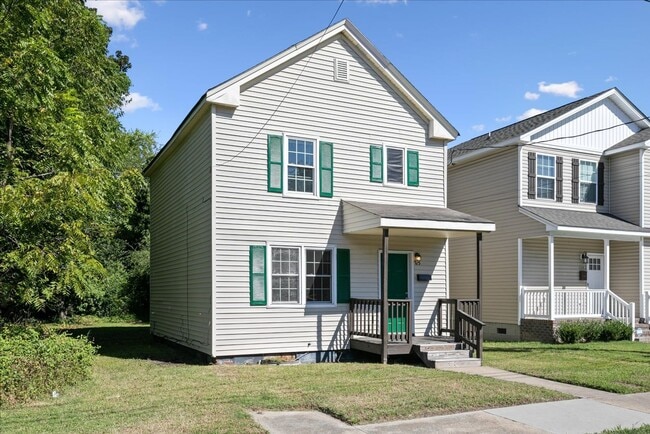 Photo - 715 18th Street House