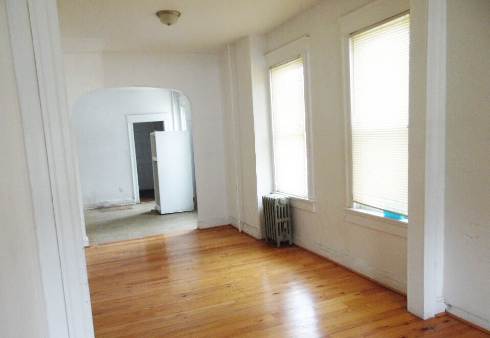 2740 Hugo Ave, Baltimore, MD 21218 Townhome Rentals in Baltimore MD