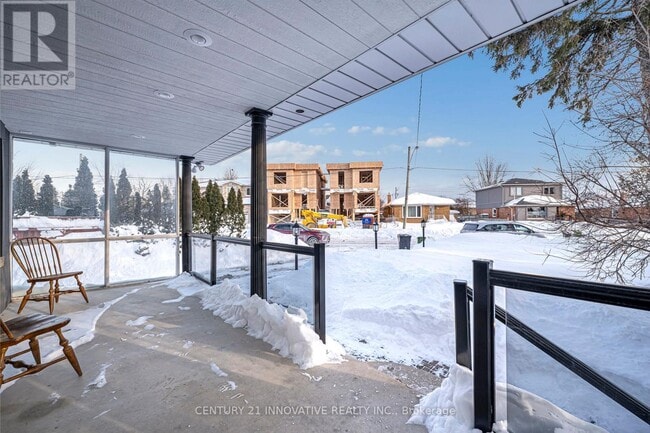 Building Photo - 48 Brenda Crescent