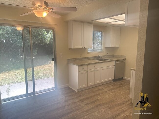 Building Photo - 6422 Denton Way