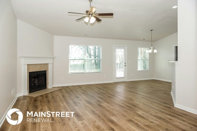 Building Photo - 146 Carillo Ln
