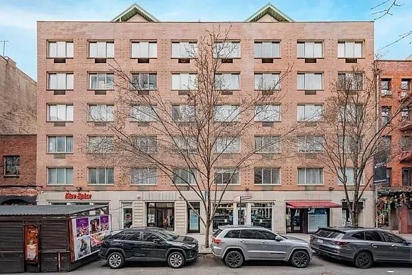 Building Photo - 227 Mulberry St