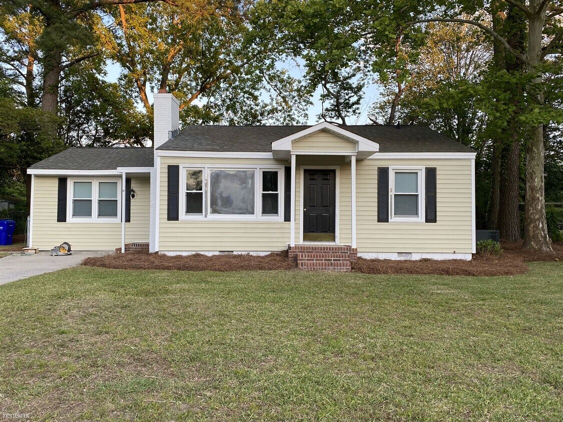 Primary Photo - 3 br, 2 bath House - 2814 Jackson Dr