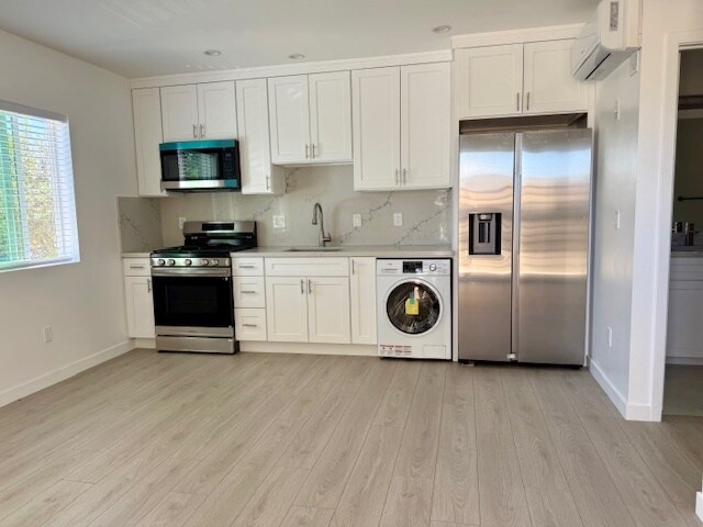 Foto principal - 16701 Itasca St