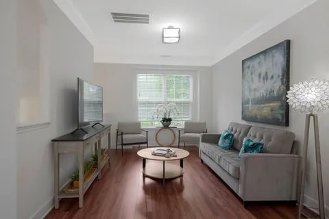 Building Photo - 8242 Lenox Creekside Dr