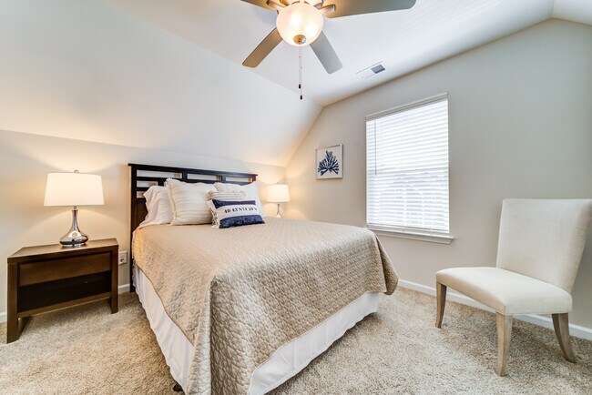 Building Photo - 5205 Moonshell Dr