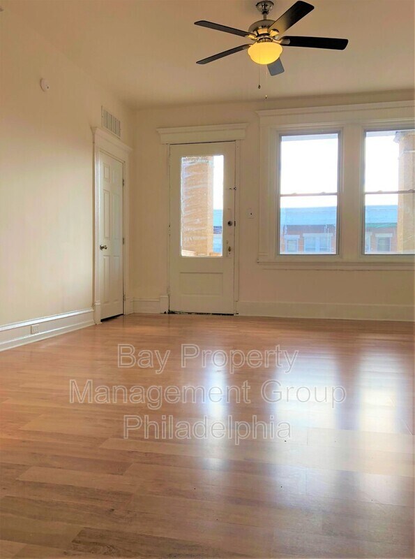 Foto del edificio - 5907 Carpenter St