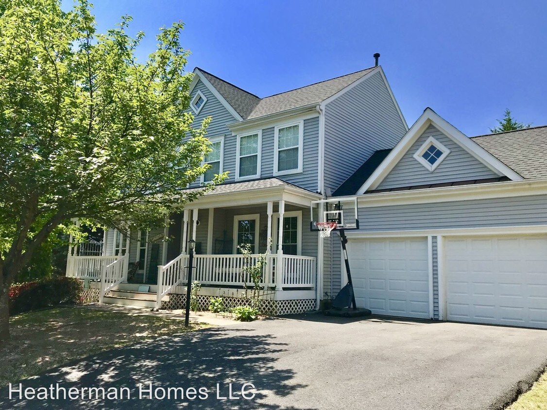 Primary Photo - 4 br, 2 bath House - 5 Dartmouth Avenue