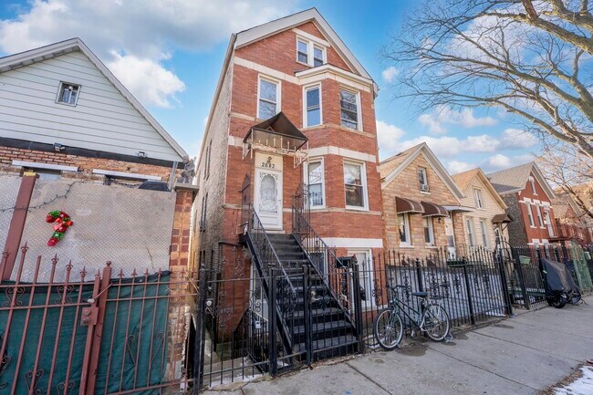 Foto del edificio - 2643 W 21st Pl