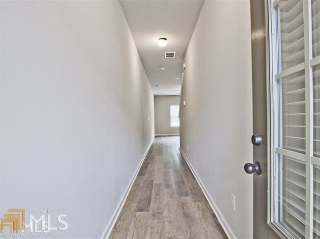 Building Photo - 1076 Mcconaughy Ct