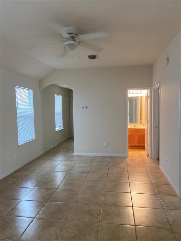 Foto del edificio - 6428 Austinville Dr