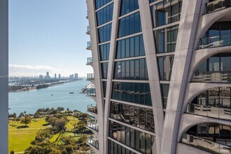 Building Photo - 1040 Biscayne Blvd