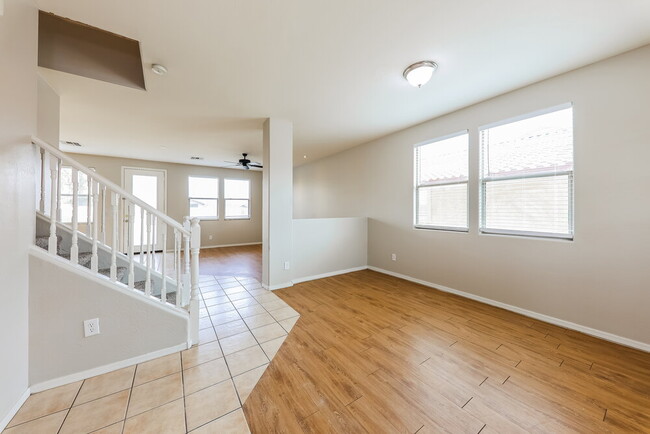 Foto del edificio - 3316 W Apollo Rd