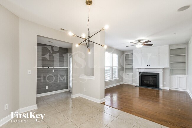 Building Photo - 15636 Seafield Ln