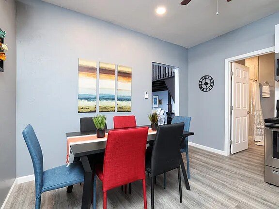 Foto del edificio - 1615 N Santa Rita Ave