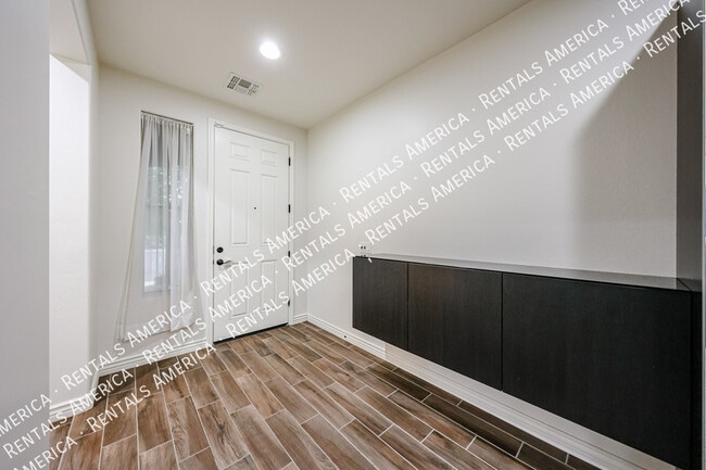 Foto del edificio - 2616 W Perola Dr