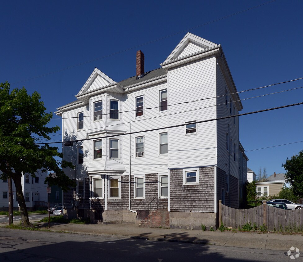 Building Photo - 251 Phillips Ave