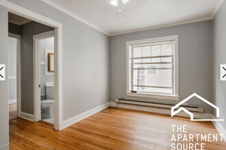 Building Photo - 3267 W Wrightwood Ave