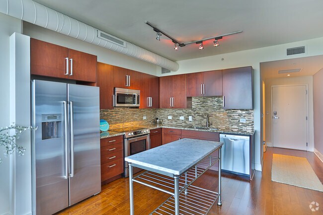 1HAB, 1BA - A2 - The VUE Charlotte On 5th