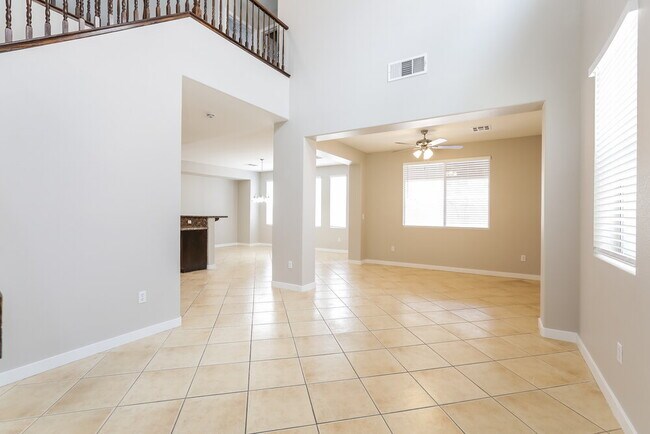 Foto del edificio - 9134 Mountain Maple Ct
