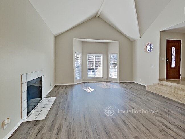 Building Photo - 301 S Orange Ave
