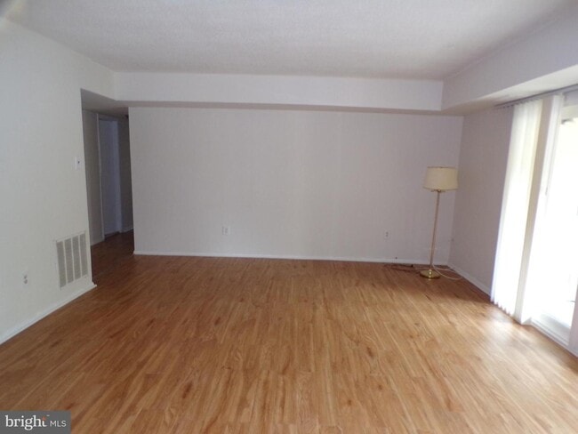 Building Photo - 3808 Laramie Pl