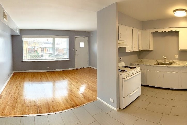 Primary Photo - 5338 S Kenneth Ave