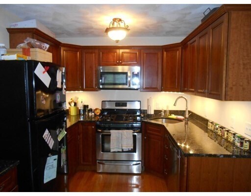 Foto del edificio - 431 Andover St