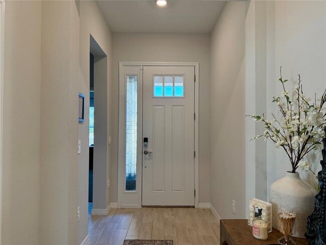 Foto del edificio - 2679 Ridgetop Ln