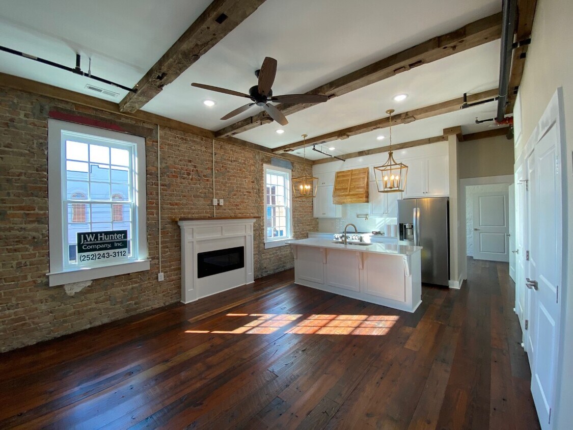 132 Goldsboro St SW Unit B, Wilson, NC 27893 Apartments in Wilson, NC