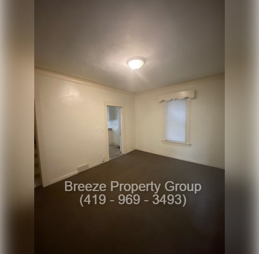 Building Photo - 319 N Detroit Ave