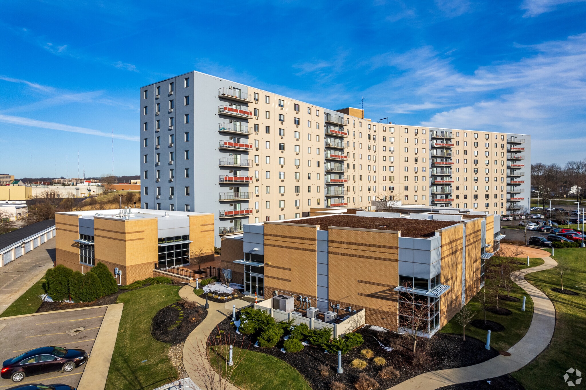 Hummingbird Pointe & The Gardens – photo 1 of 105
