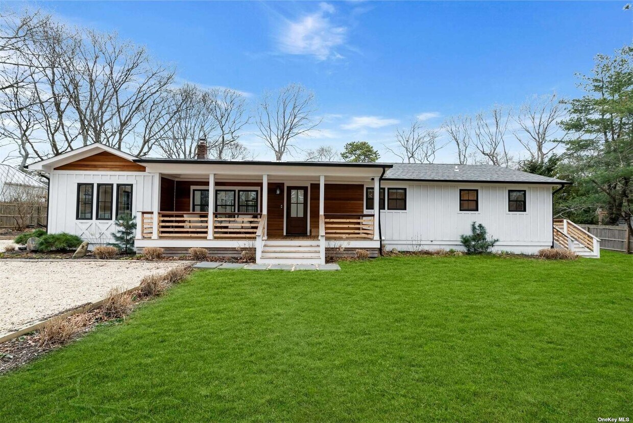 Primary Photo - 23A Gravel Hill Rd