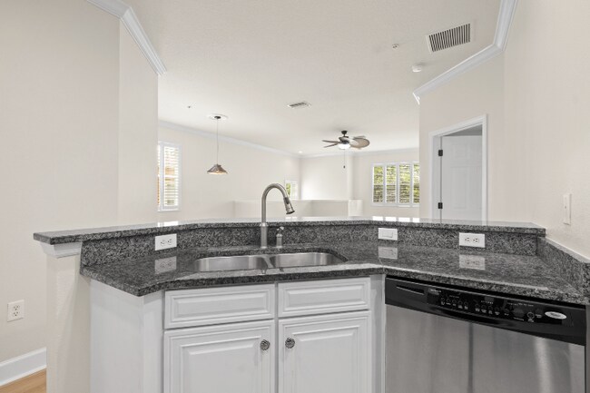 Foto del edificio - 7947 Limestone Ln