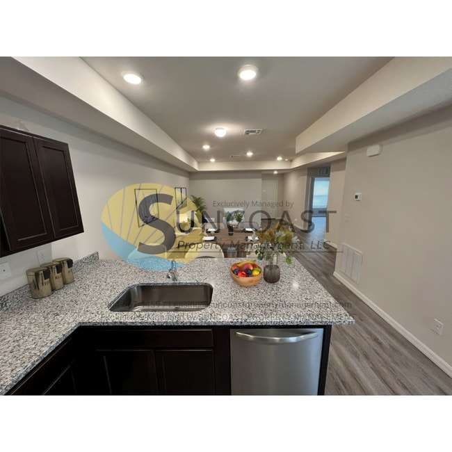 Building Photo - Move In Ready! Brand New Duplex in Port Ch...
