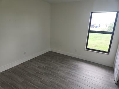 Foto del edificio - 544 SE 5th Pl