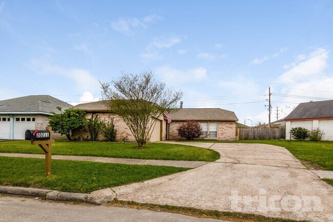 Foto del edificio - 20211 Cottonglade Ln