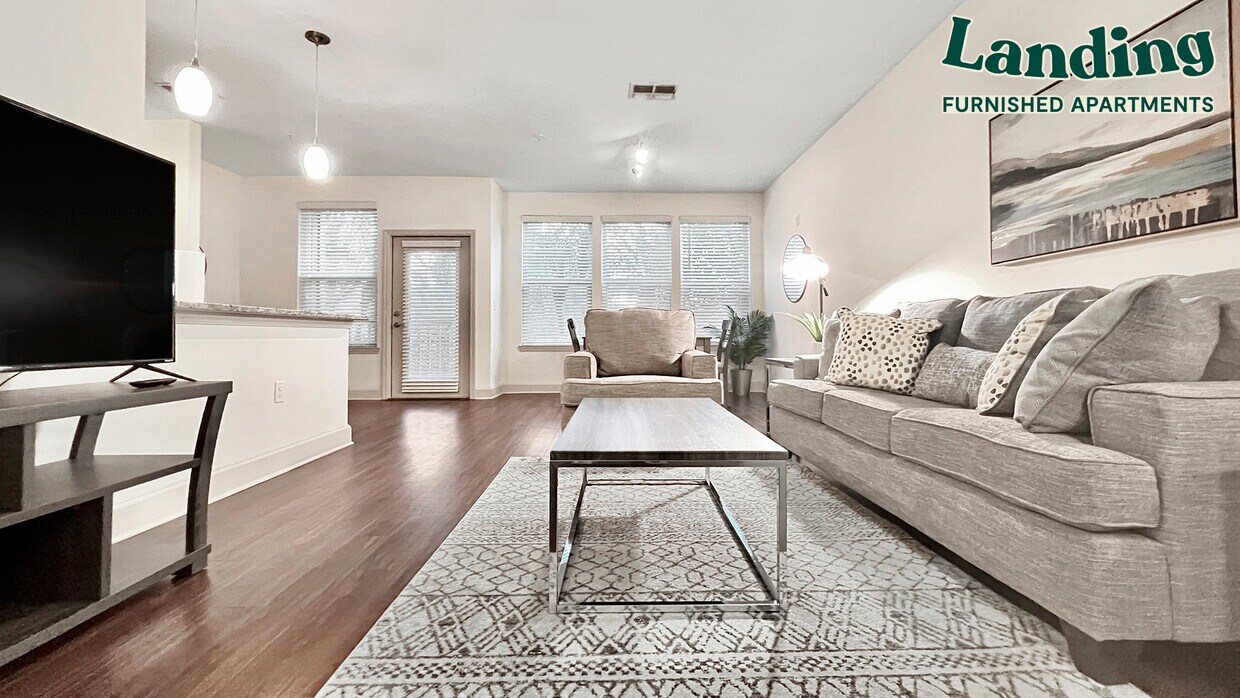 Foto principal - 540 Trinity Ln N