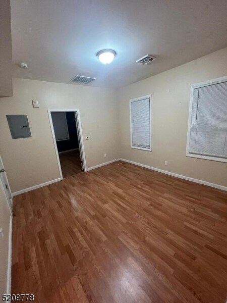 Building Photo - 281 Littleton Ave