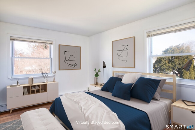 Building Photo - 25 Alexander St