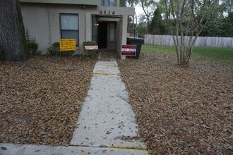 Building Photo - 8536 Colony Pine Cir W