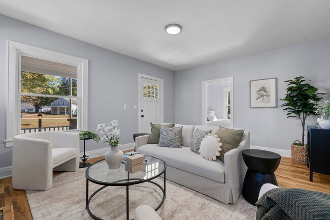 Foto del edificio - 7 Devotion Rd