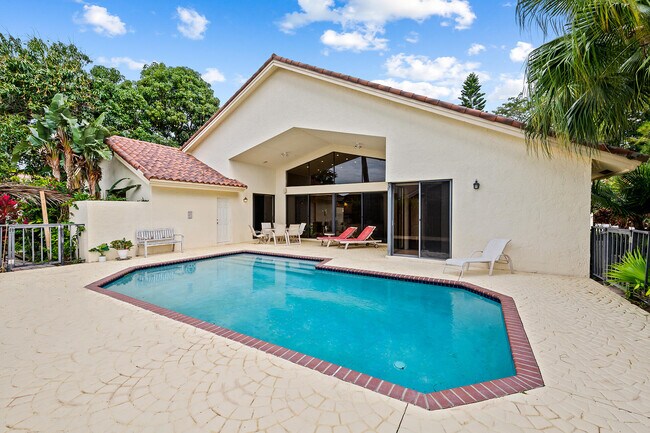 Foto del edificio - 2306 NW 67th Dr