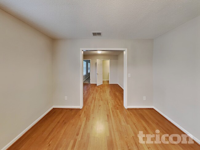 Building Photo - 134 Hunters Mill Ln