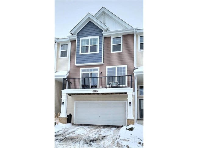 Building Photo - 11915 Emery Village Dr N