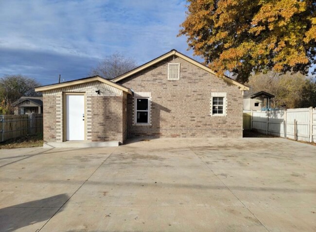 Foto del edificio - 600 E Prairie View Rd