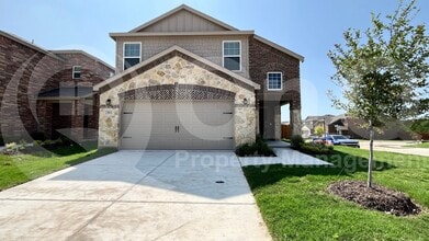Building Photo - 812 Poppy Cv Ln