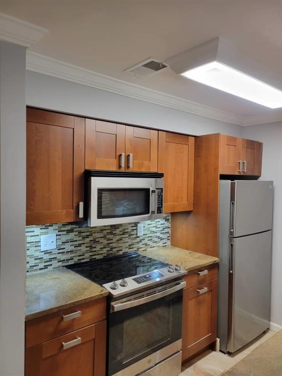 Foto del edificio - 3116 Pine Heights Dr NE