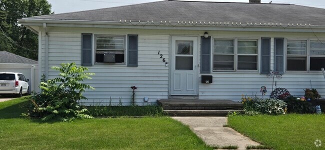 Building Photo - 126 Langley Blvd