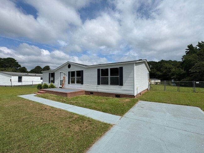 Foto del edificio - Beautifully Updated 3 Bed 2 Bath Home with...